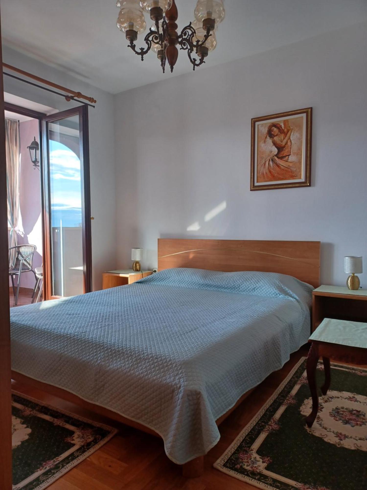Purple House Apartment Pula Room photo